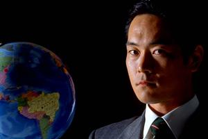 大阪で介護福祉士のスタッフを募集中